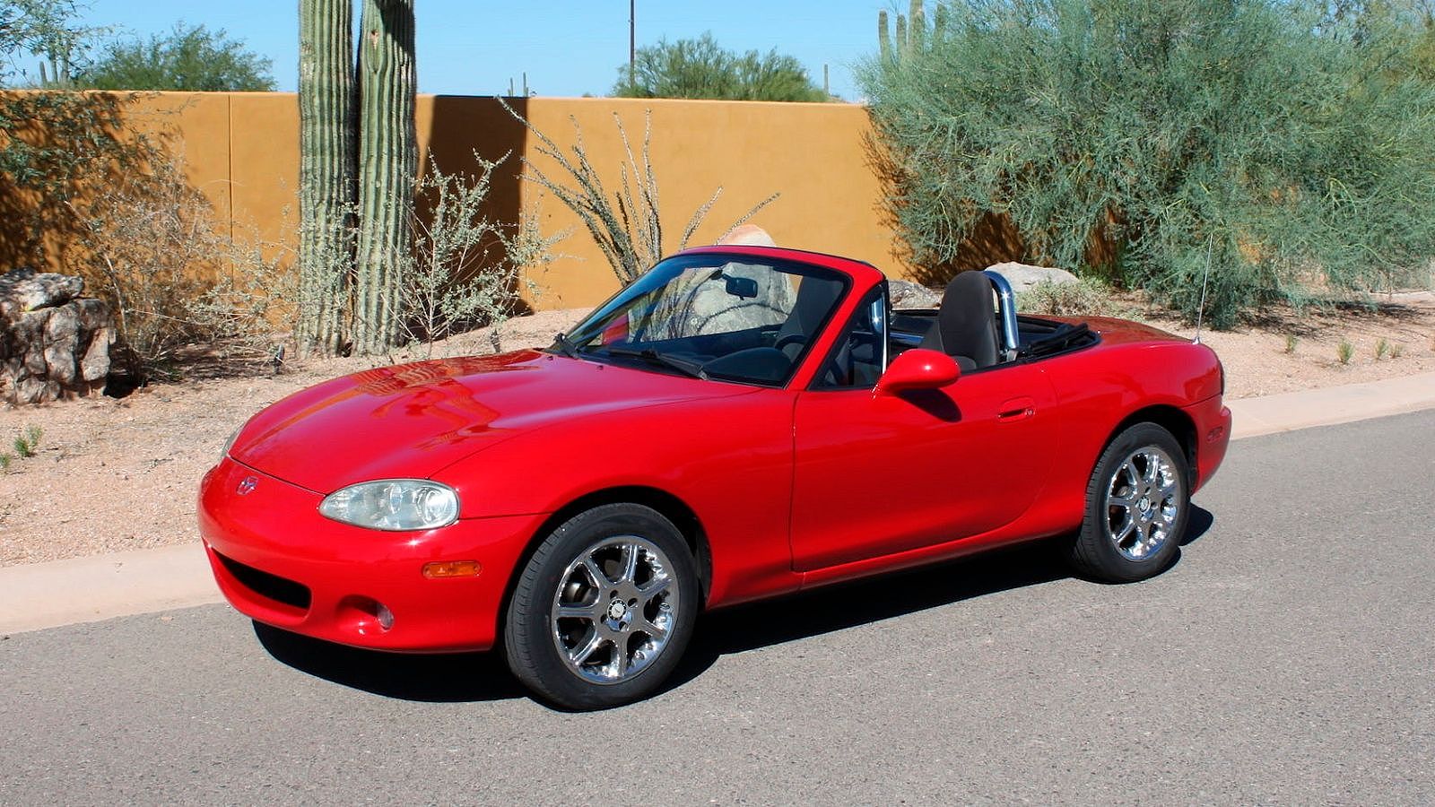 2001 Mazda MX-5 Miata parked