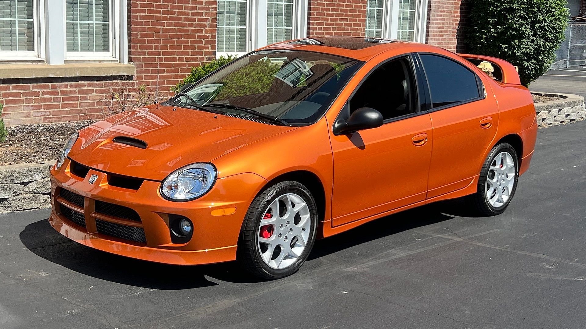 2005 Dodge Neon SRT4 parked