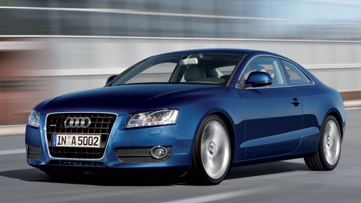 2011 Audi A5 in blue