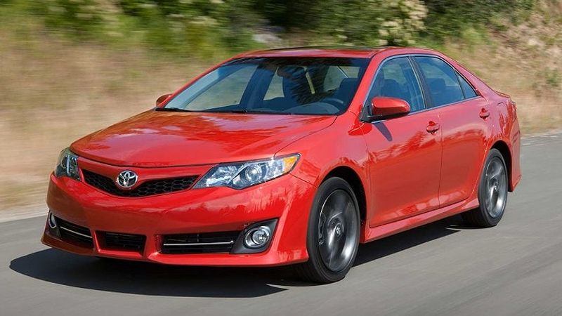 2012 Toyota Camry in red