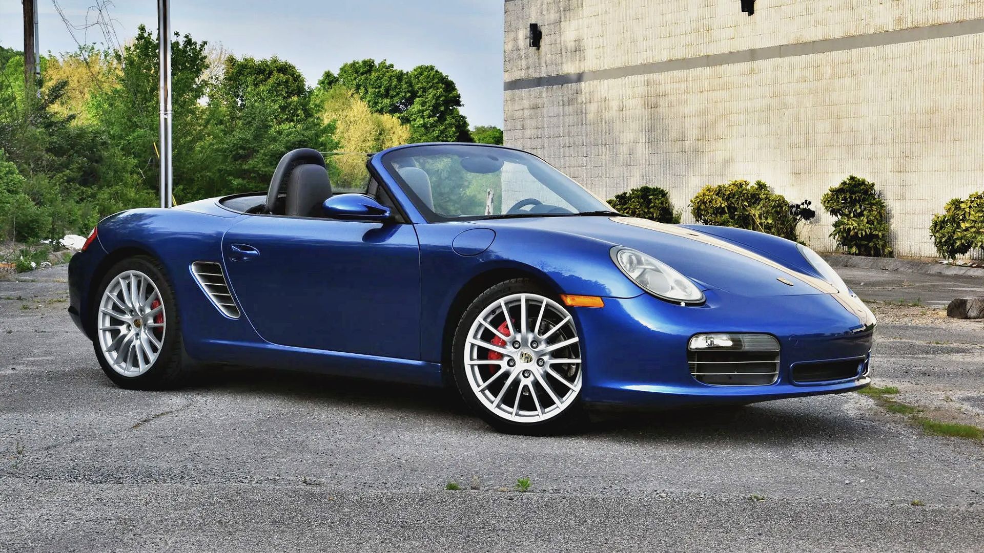 Blue 2006 Porsche Boxster S